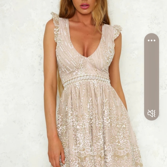 Hello Molly Roaming Free Dress Champagne - Picture 2 of 3